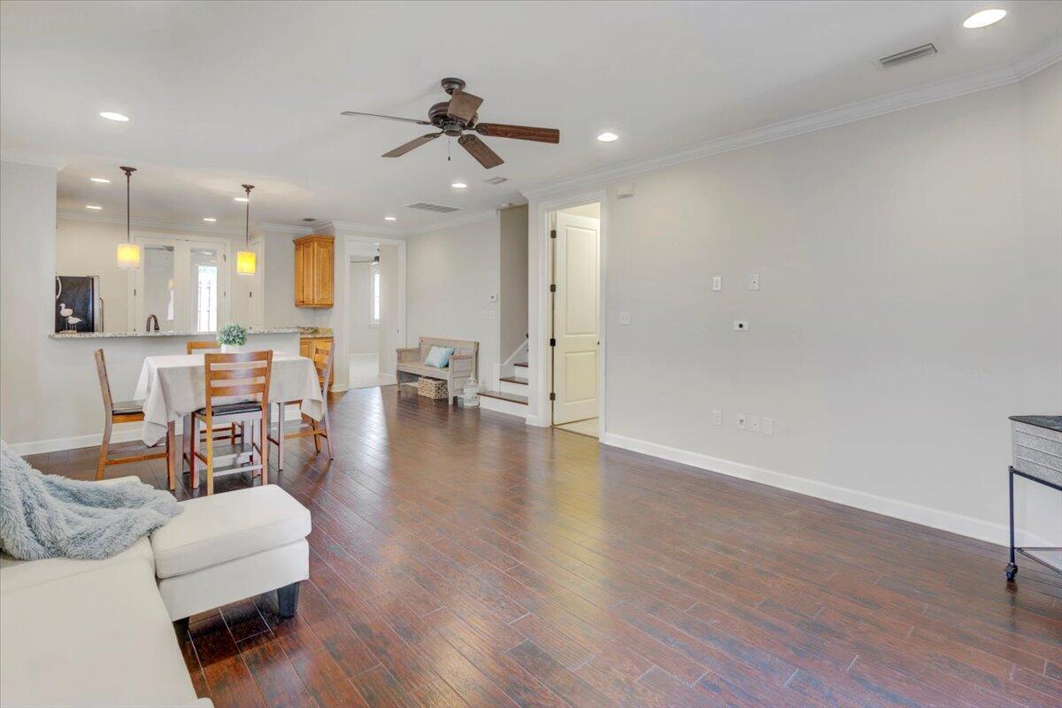 MARINA LANDING - Residential