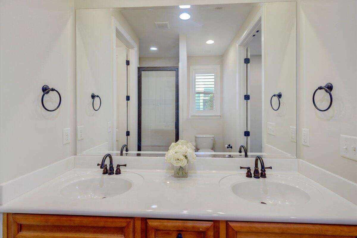 MARINA LANDING - Residential