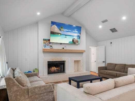 OAKWOOD HILLS - Residential