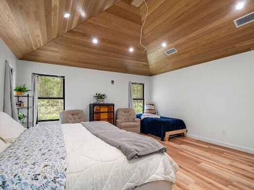 OAKWOOD HILLS - Residential