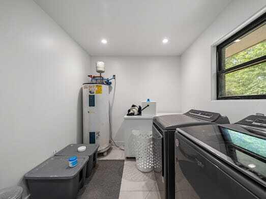 OAKWOOD HILLS - Residential