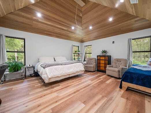 OAKWOOD HILLS - Residential