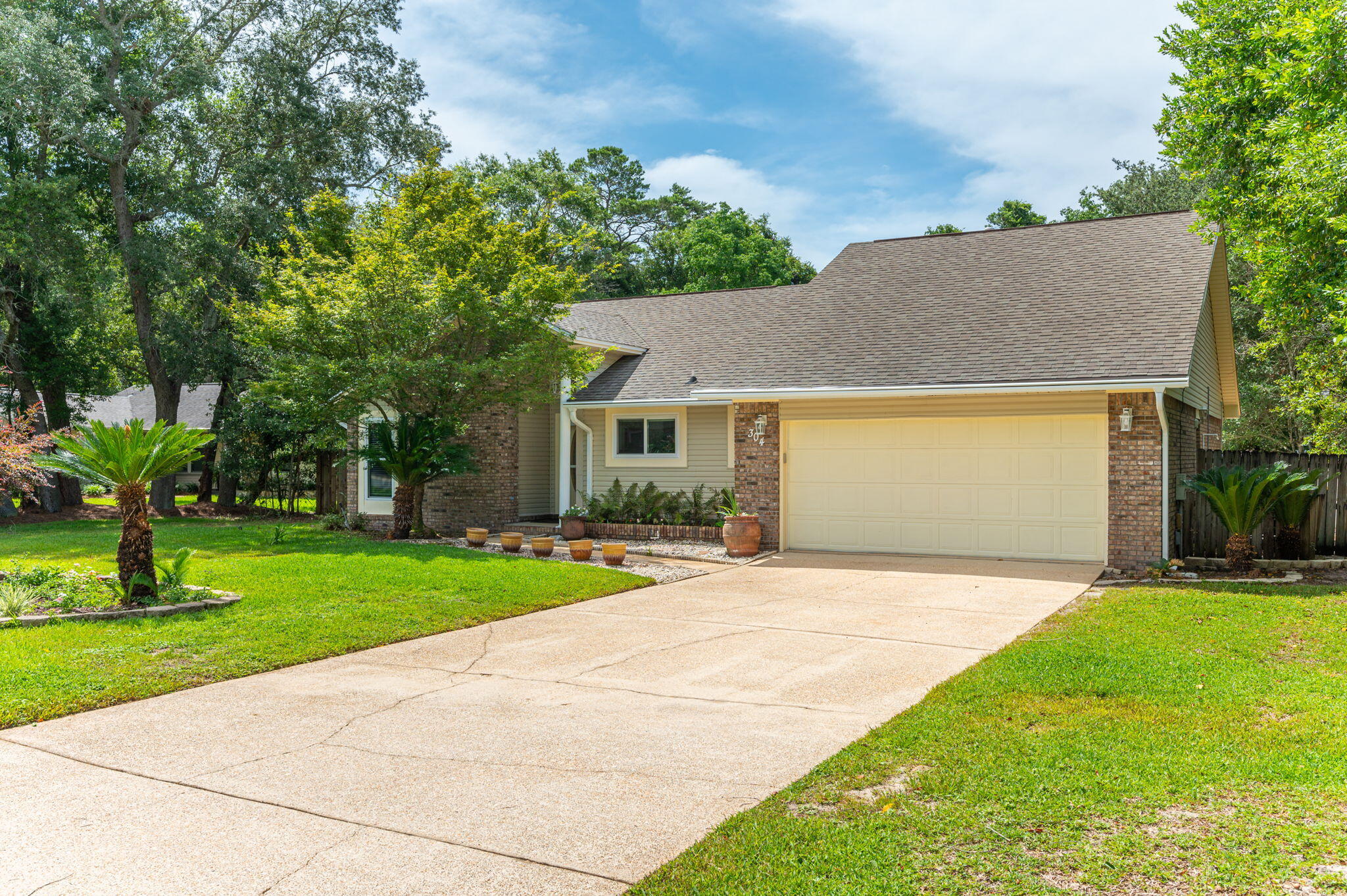 CARIBBEAN EAST UNIT 1 LOT 16 BLK B - Residential Lease