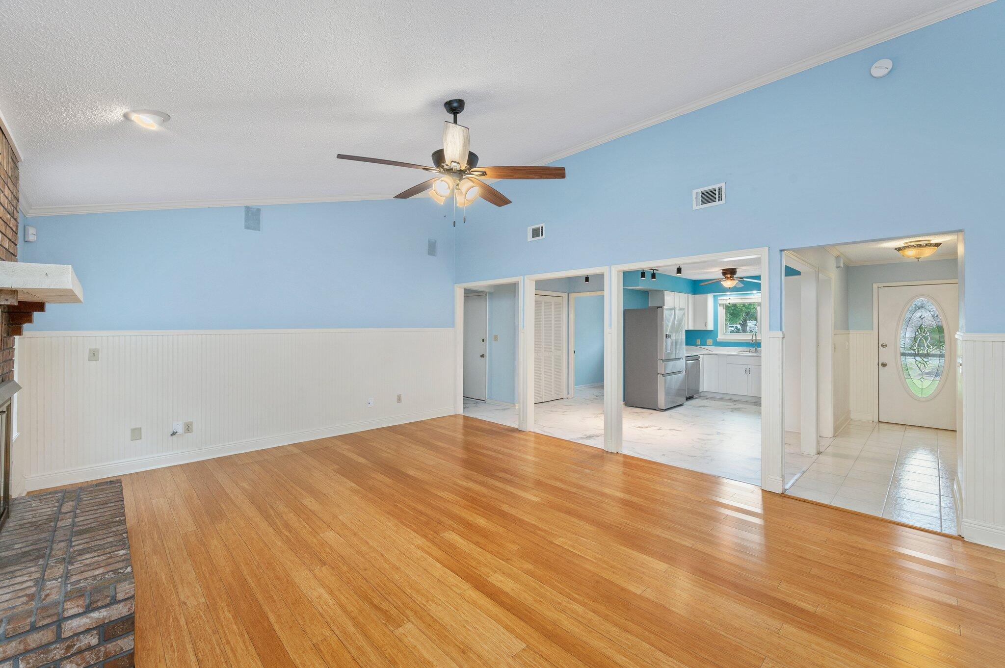 CARIBBEAN EAST UNIT 1 LOT 16 BLK B - Residential Lease