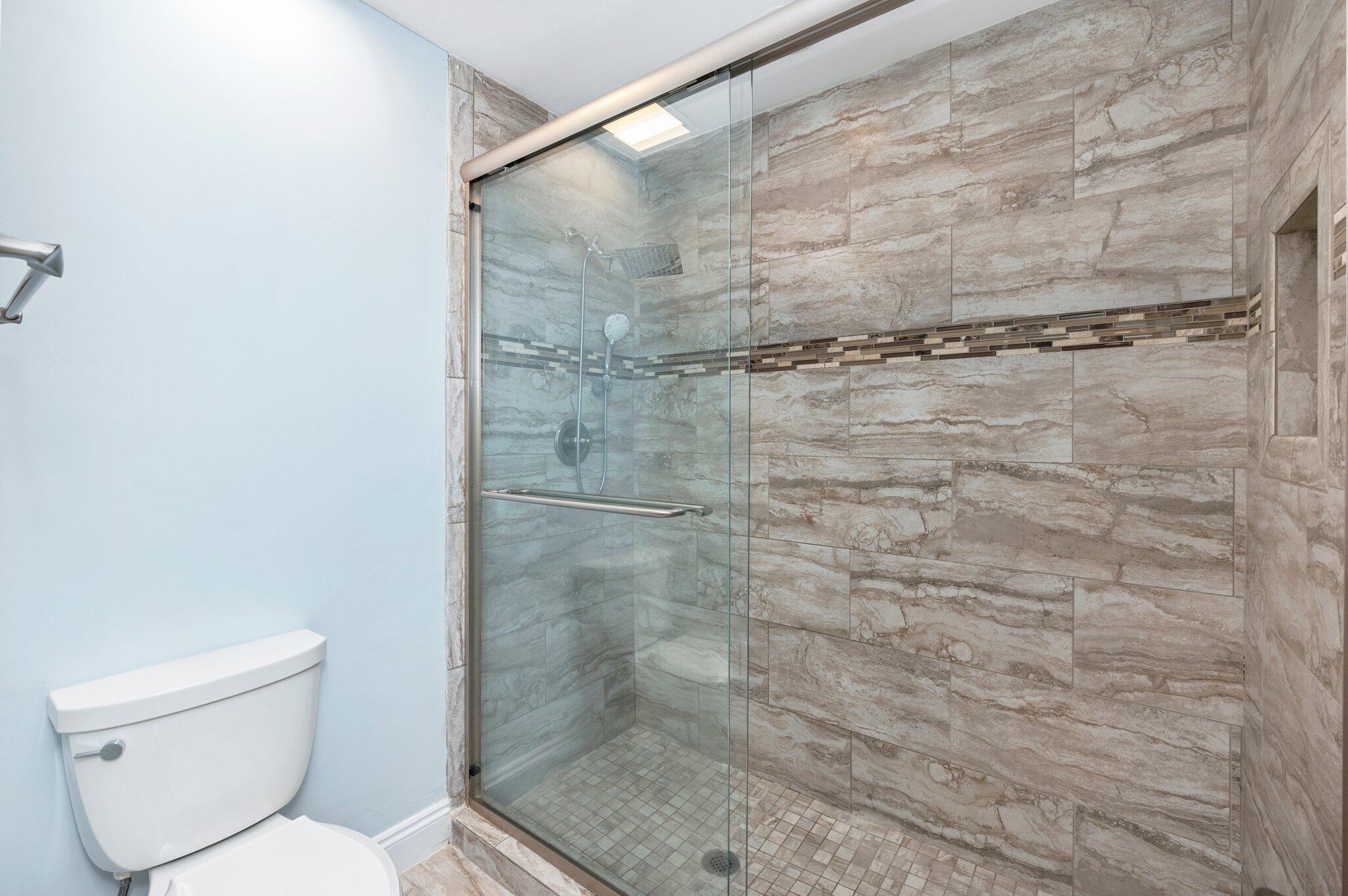 CARIBBEAN EAST UNIT 1 LOT 16 BLK B - Residential Lease