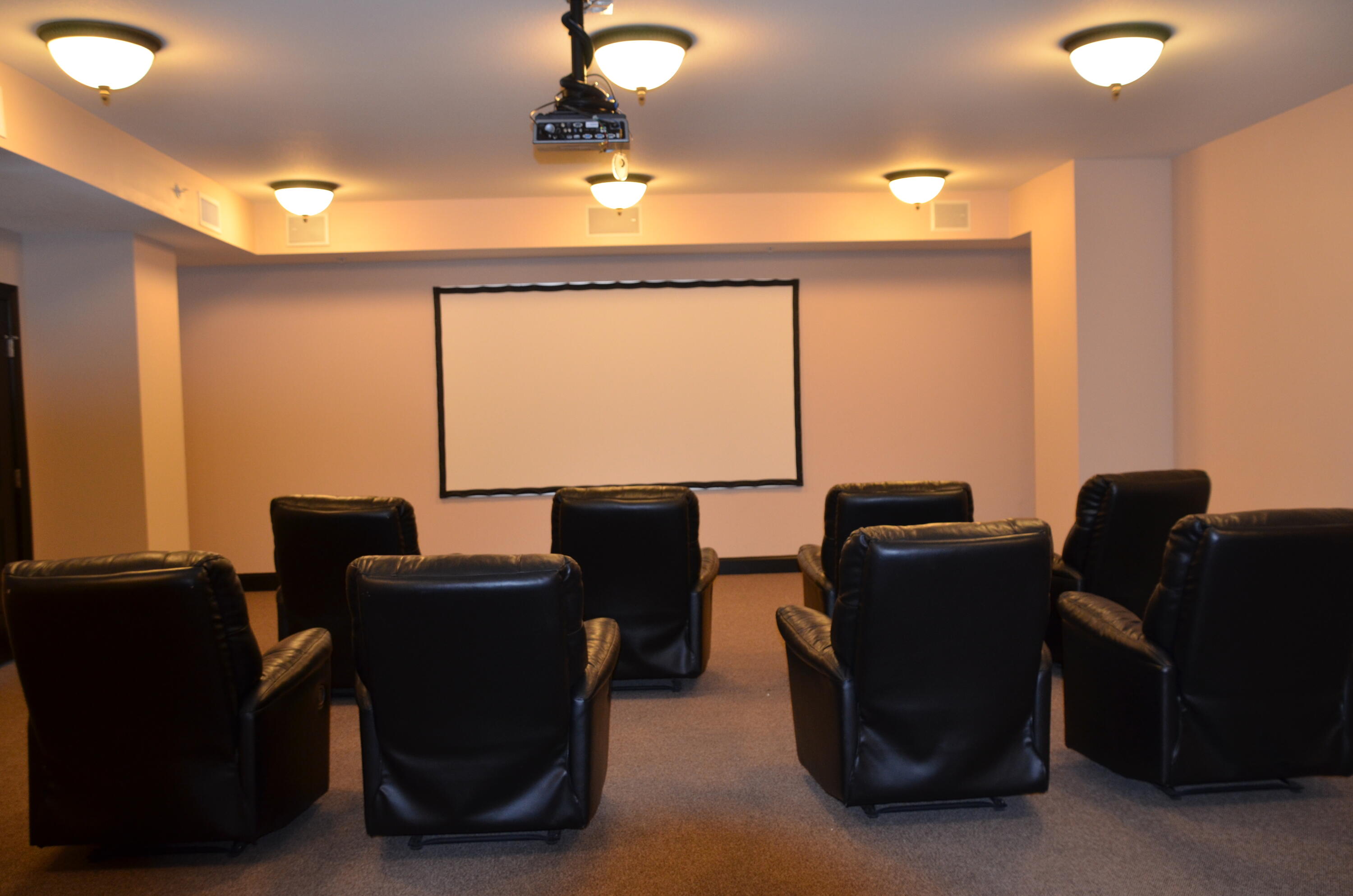 PRESIDIO YACHT CLUB - Residential