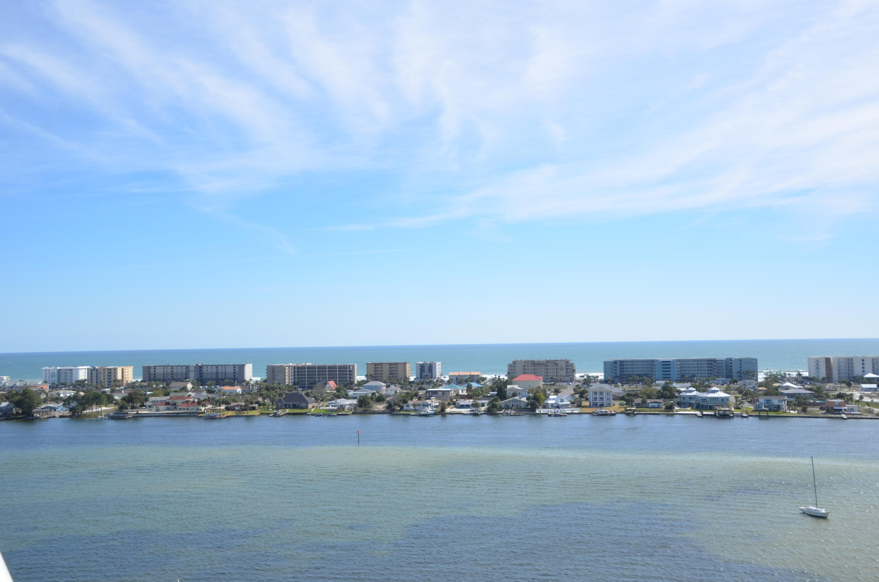 PRESIDIO YACHT CLUB - Residential