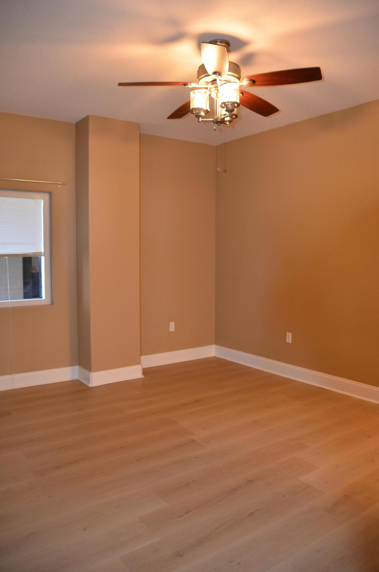 PRESIDIO YACHT CLUB - Residential