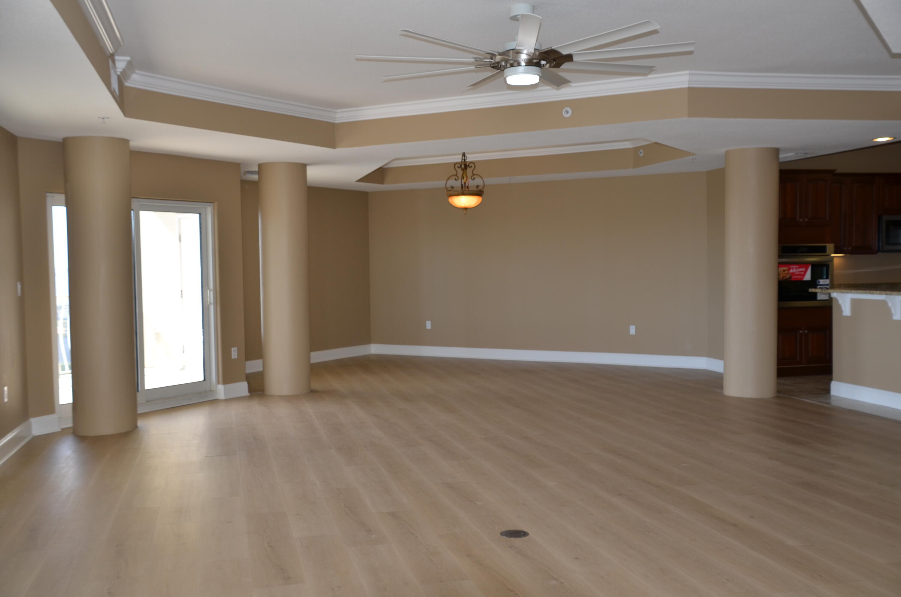 PRESIDIO YACHT CLUB - Residential