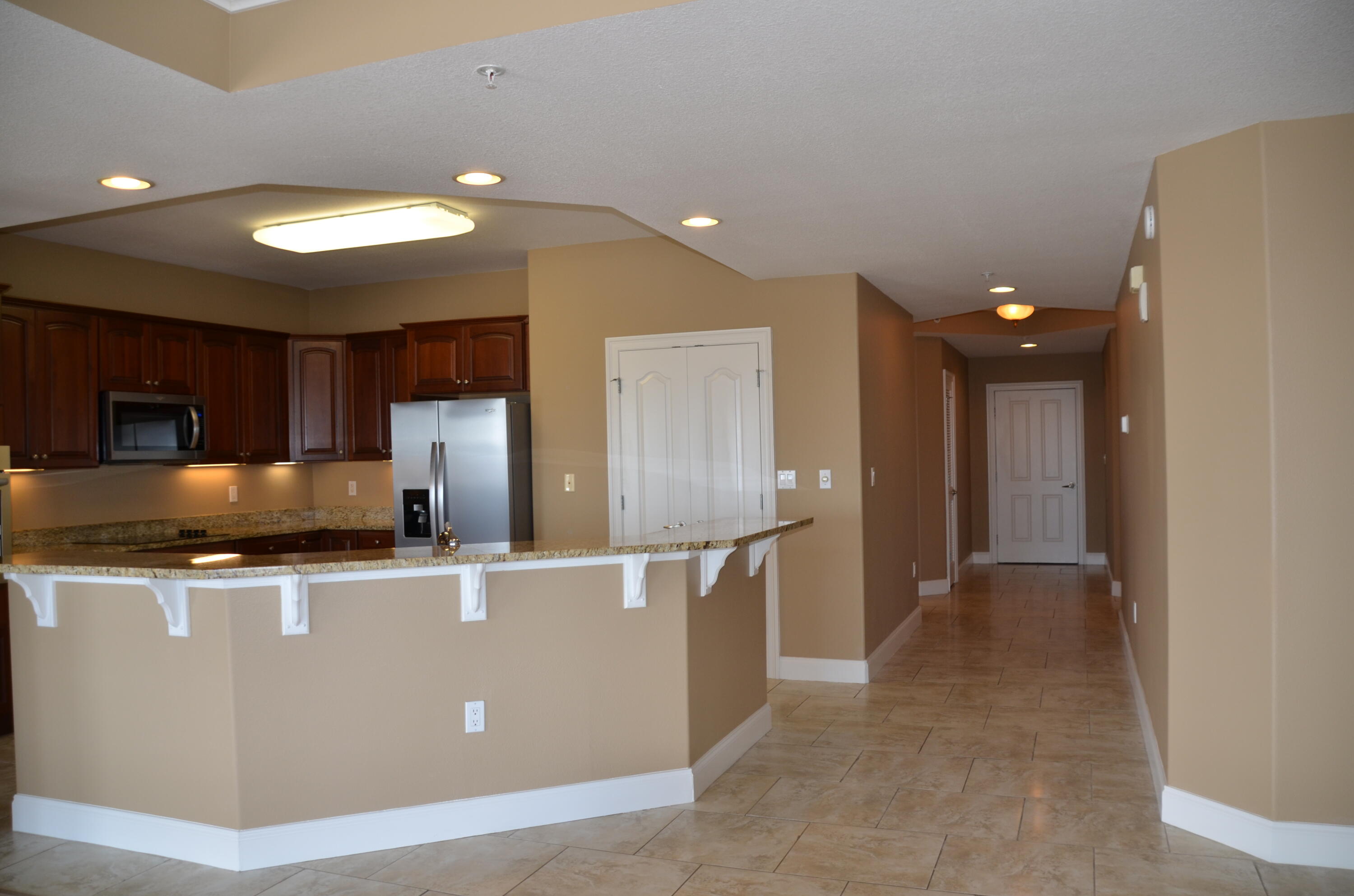 PRESIDIO YACHT CLUB - Residential