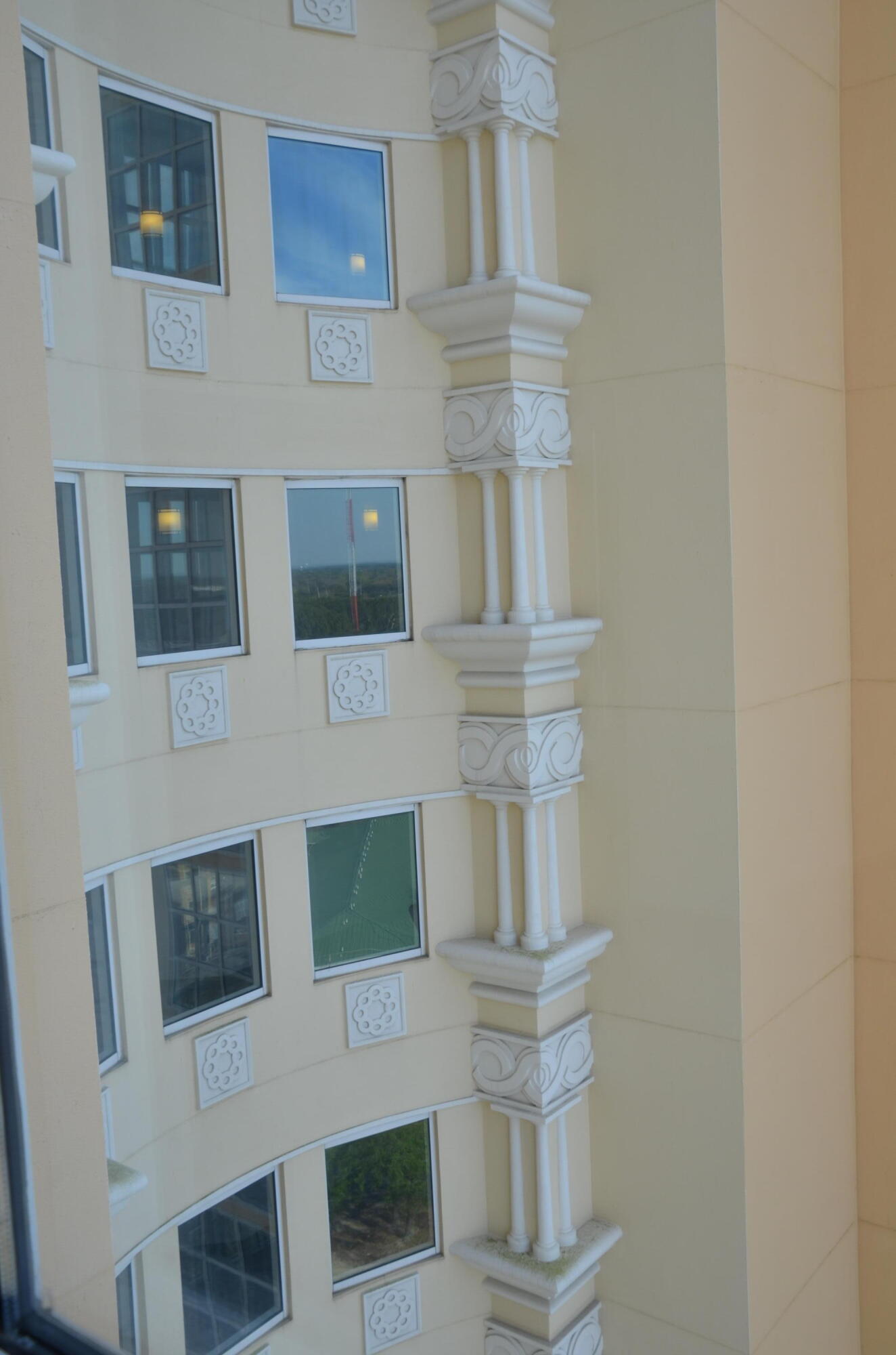 PRESIDIO YACHT CLUB - Residential