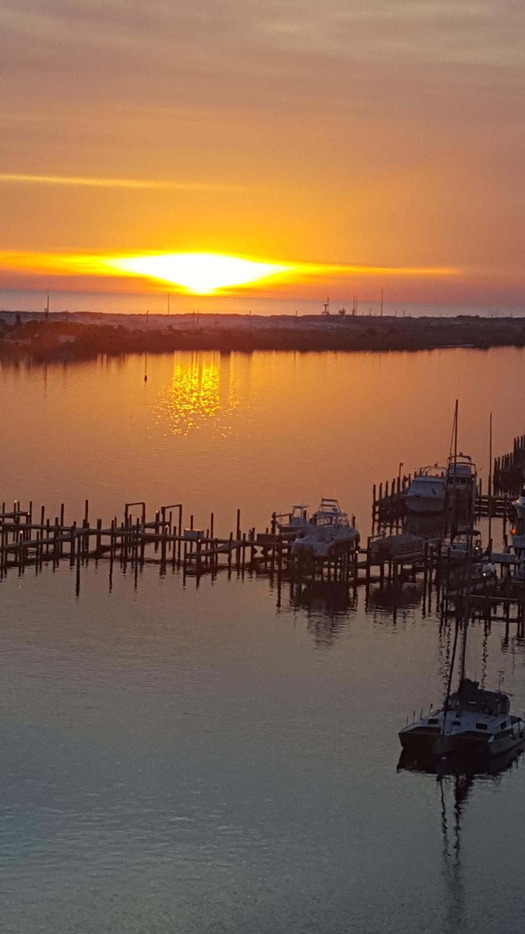 PRESIDIO YACHT CLUB - Residential