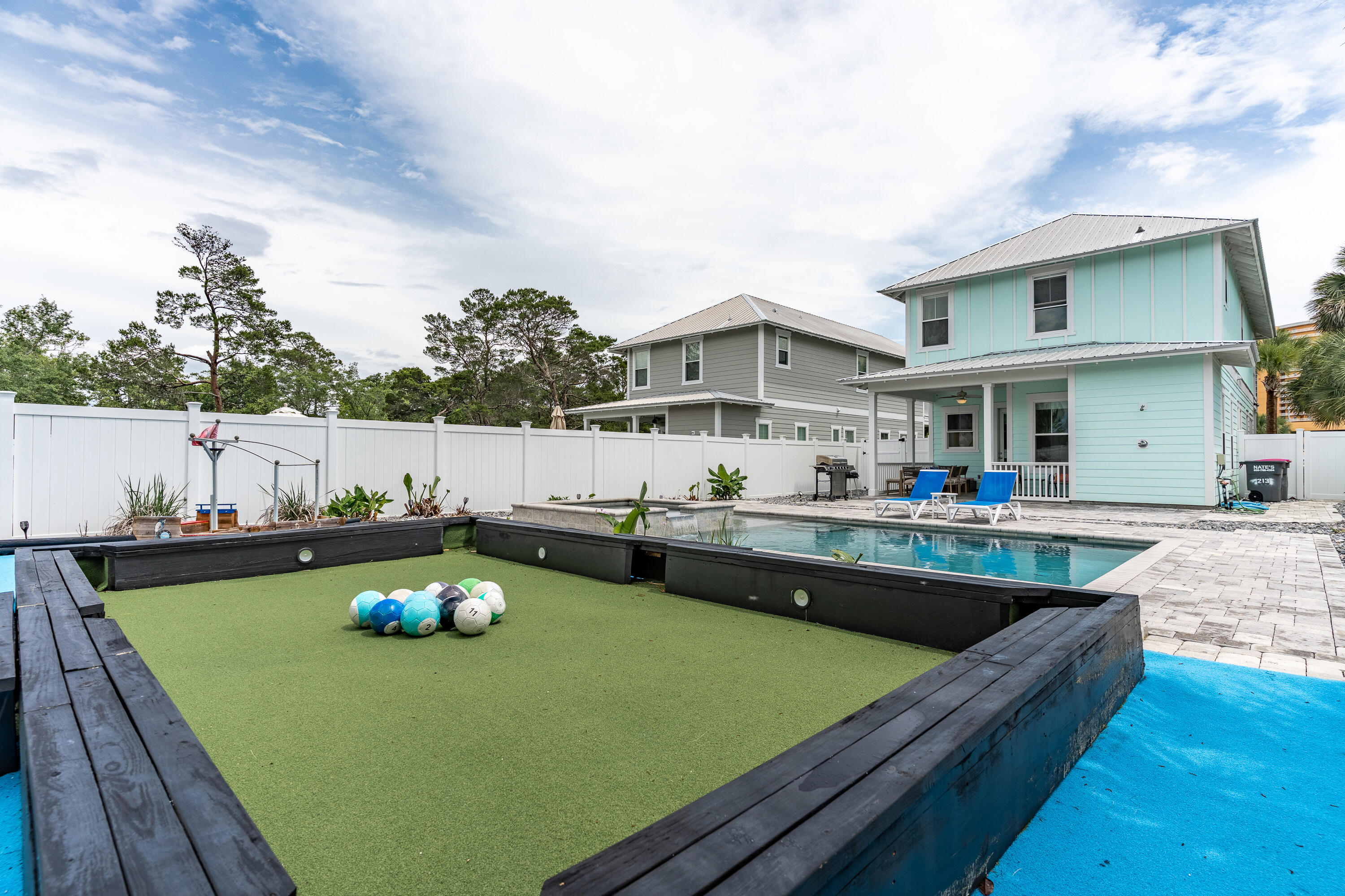 NO RECORDED SUBDIVISION - Residential