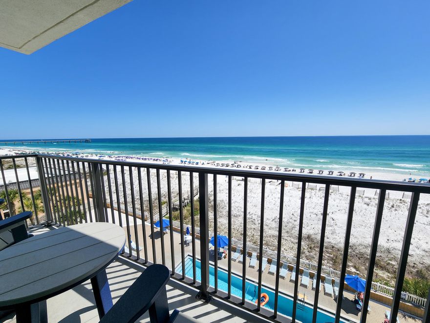 RECENTLY UPDATED + GULF FRONT unit at Sea Oats on Okaloosa Island! This 2 BR 2 BA condo on the 6th floor has beautiful panoramic views of the Gulf. The interior has been updated to include new LVP flooring, fresh paint, and new living room furniture. Kitchen comes fully equipped and rental ready, with breakfast bar that could sit more guests. Dining area + living space is spacious and leads you to the waterfront balcony - relax and enjoy the views!  GULF FRONT MASTER and full private bathroom. Second BR currently holds 2 twin bunks and has its own access to the full guest bath. W/D in unit. Sleeps 6.

Sea Oats recently underwent major complex renovations to include all new paint & seal, windows & doors, balconies & railings, as well as upgrading the amenity areas.