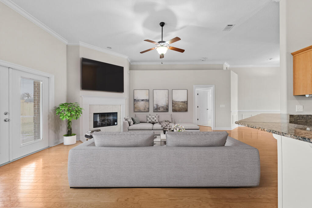 ENCLAVE AT BENTLEY OAKS - Residential