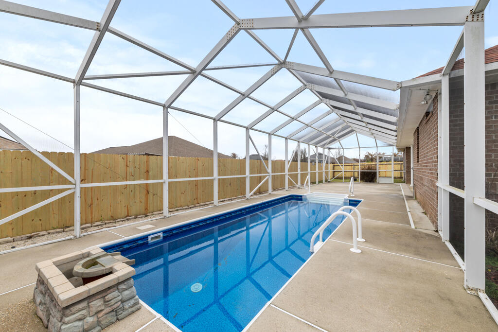 ENCLAVE AT BENTLEY OAKS - Residential