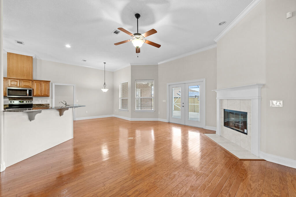 ENCLAVE AT BENTLEY OAKS - Residential