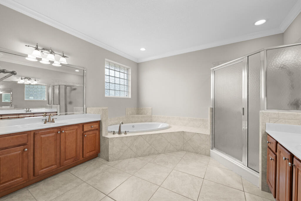 ENCLAVE AT BENTLEY OAKS - Residential