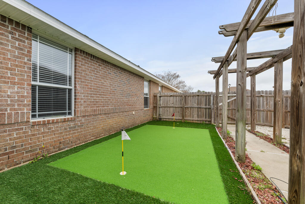 ENCLAVE AT BENTLEY OAKS - Residential