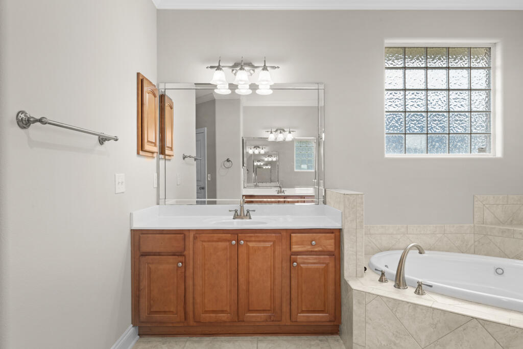 ENCLAVE AT BENTLEY OAKS - Residential