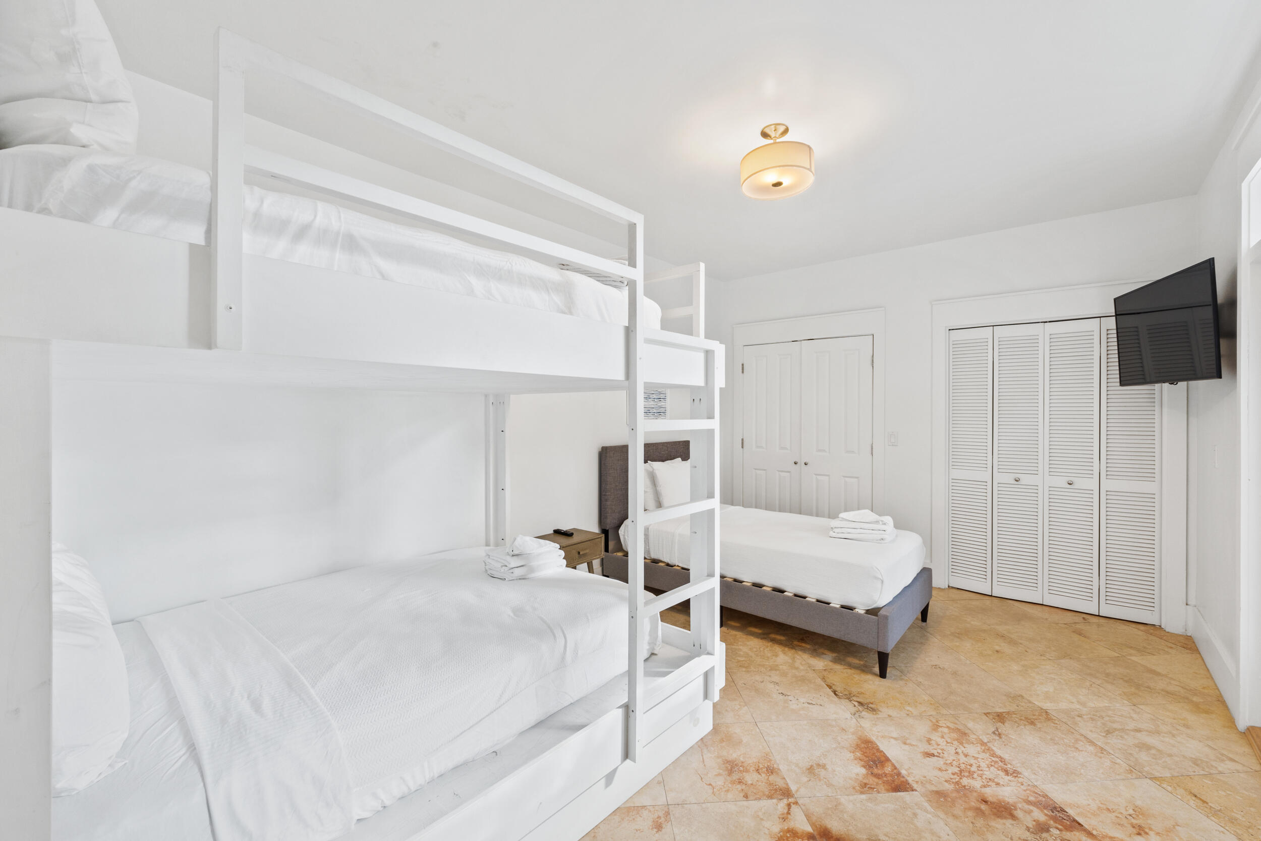 FRANGISTA BEACH 1ST ADDN - Residential