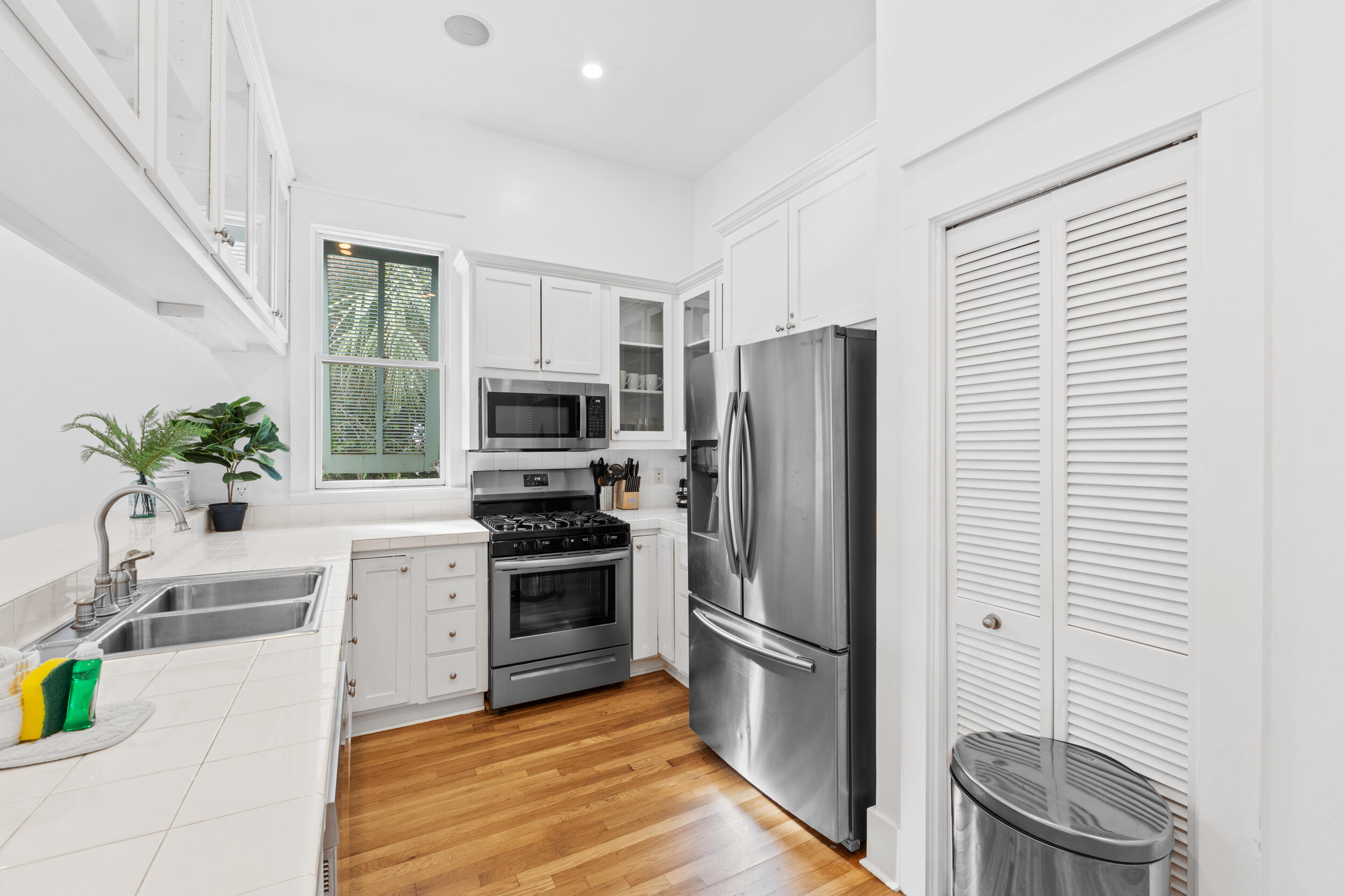 FRANGISTA BEACH 1ST ADDN - Residential