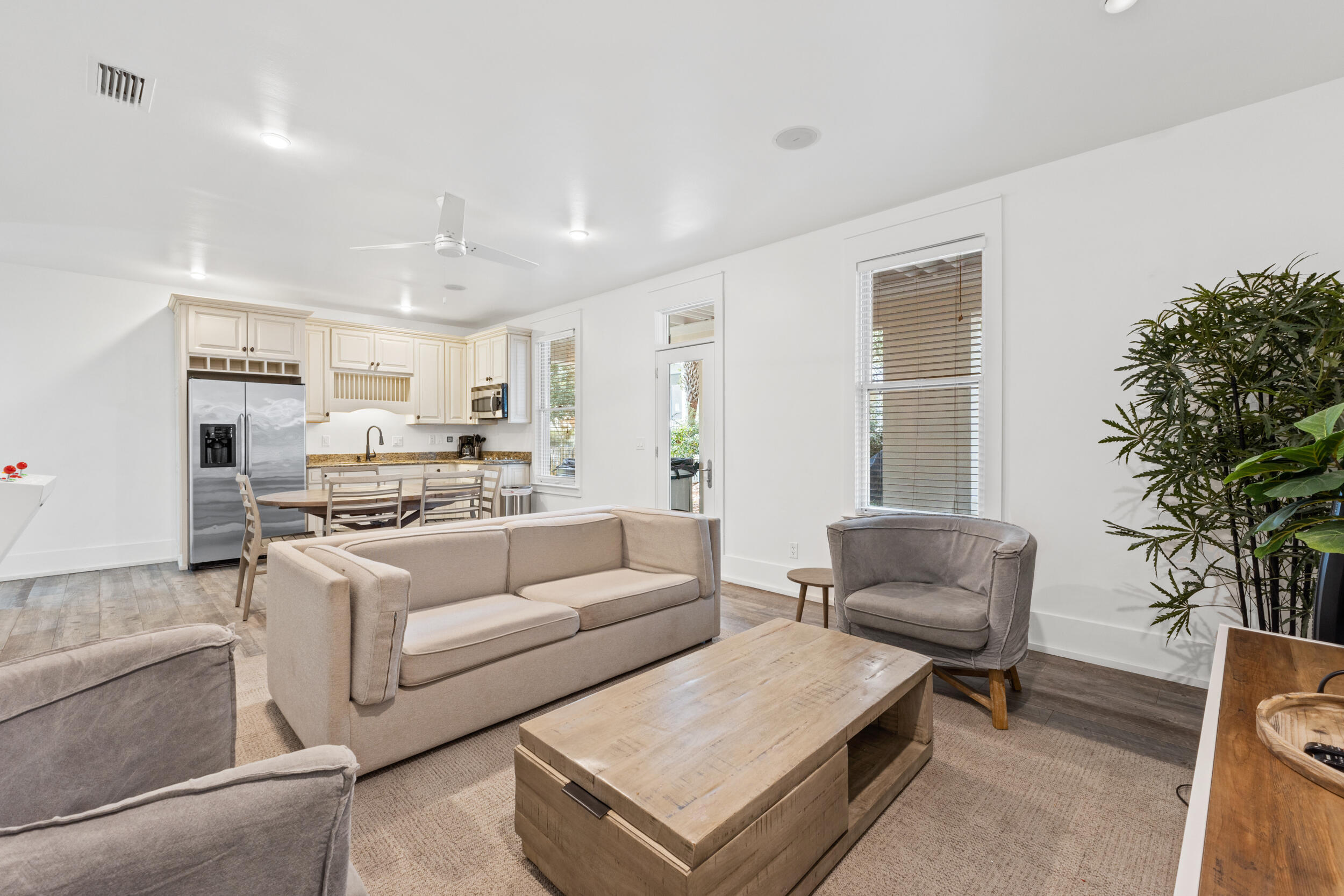 FRANGISTA BEACH 1ST ADDN - Residential