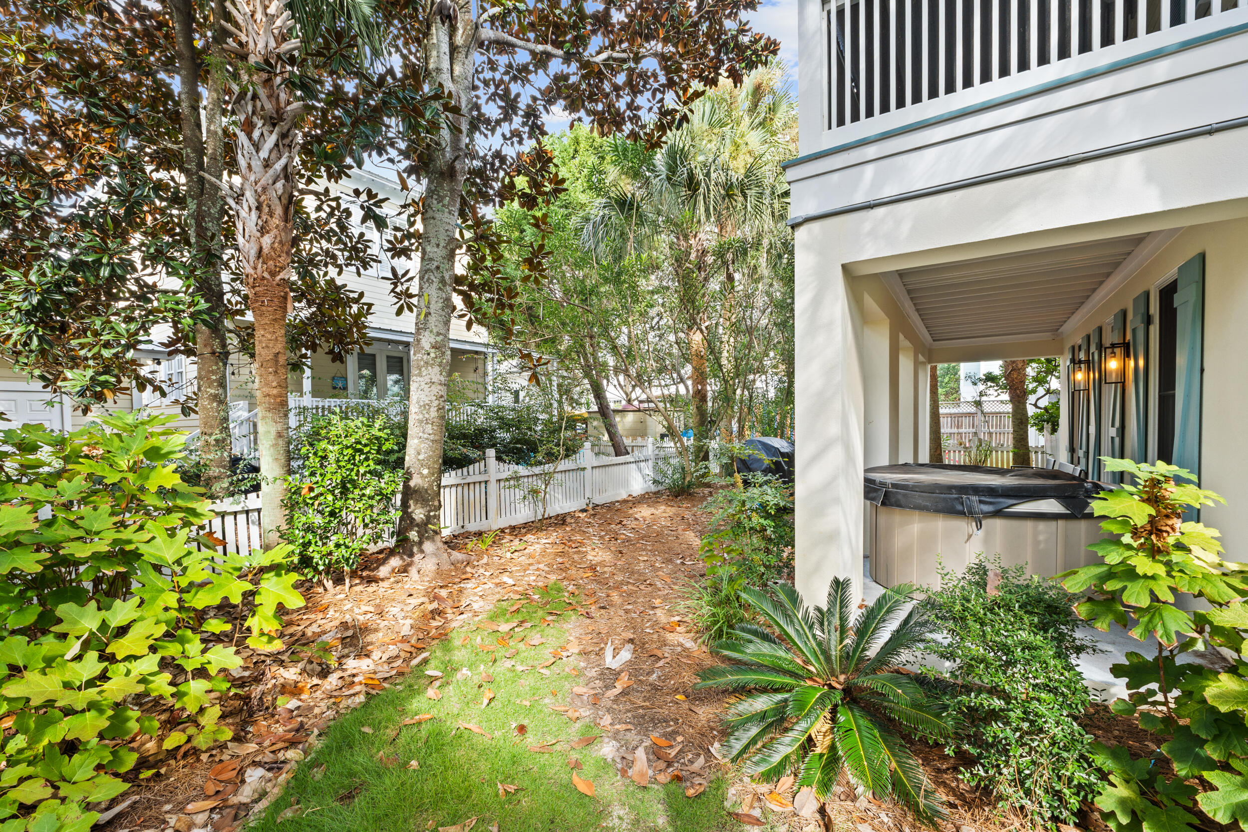 FRANGISTA BEACH 1ST ADDN - Residential