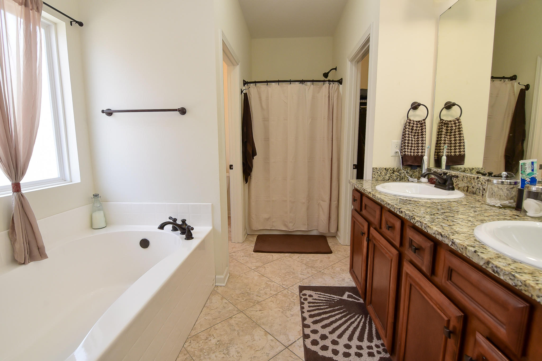 SHADOW PINES - Residential