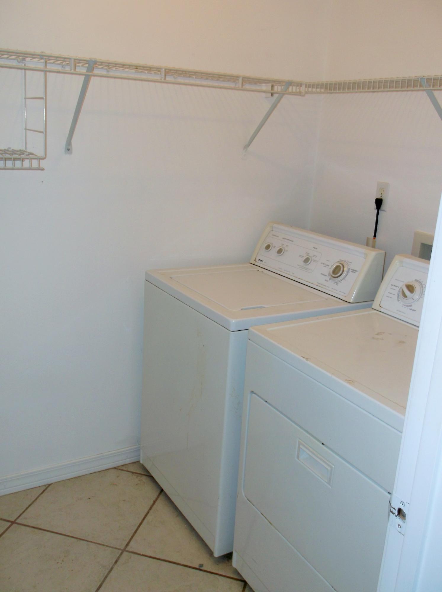 ADASHAN GARDYNS - Residential