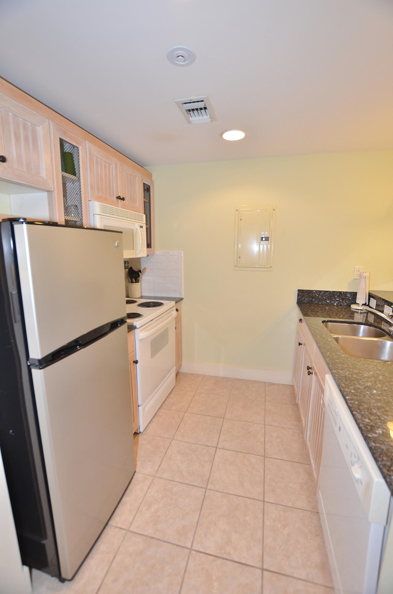 MARKET ST INN - Residential Lease