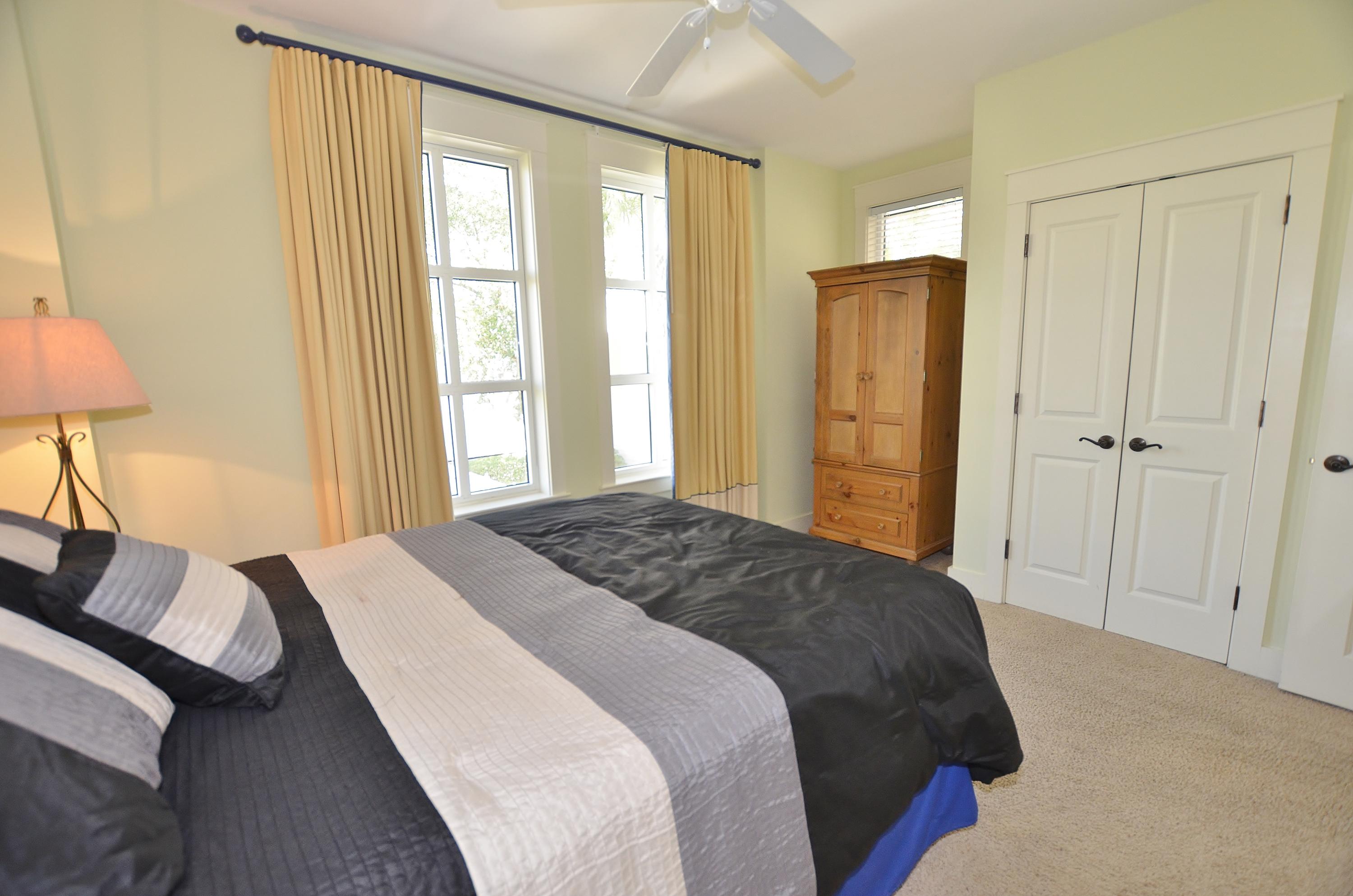 MARKET ST INN - Residential Lease