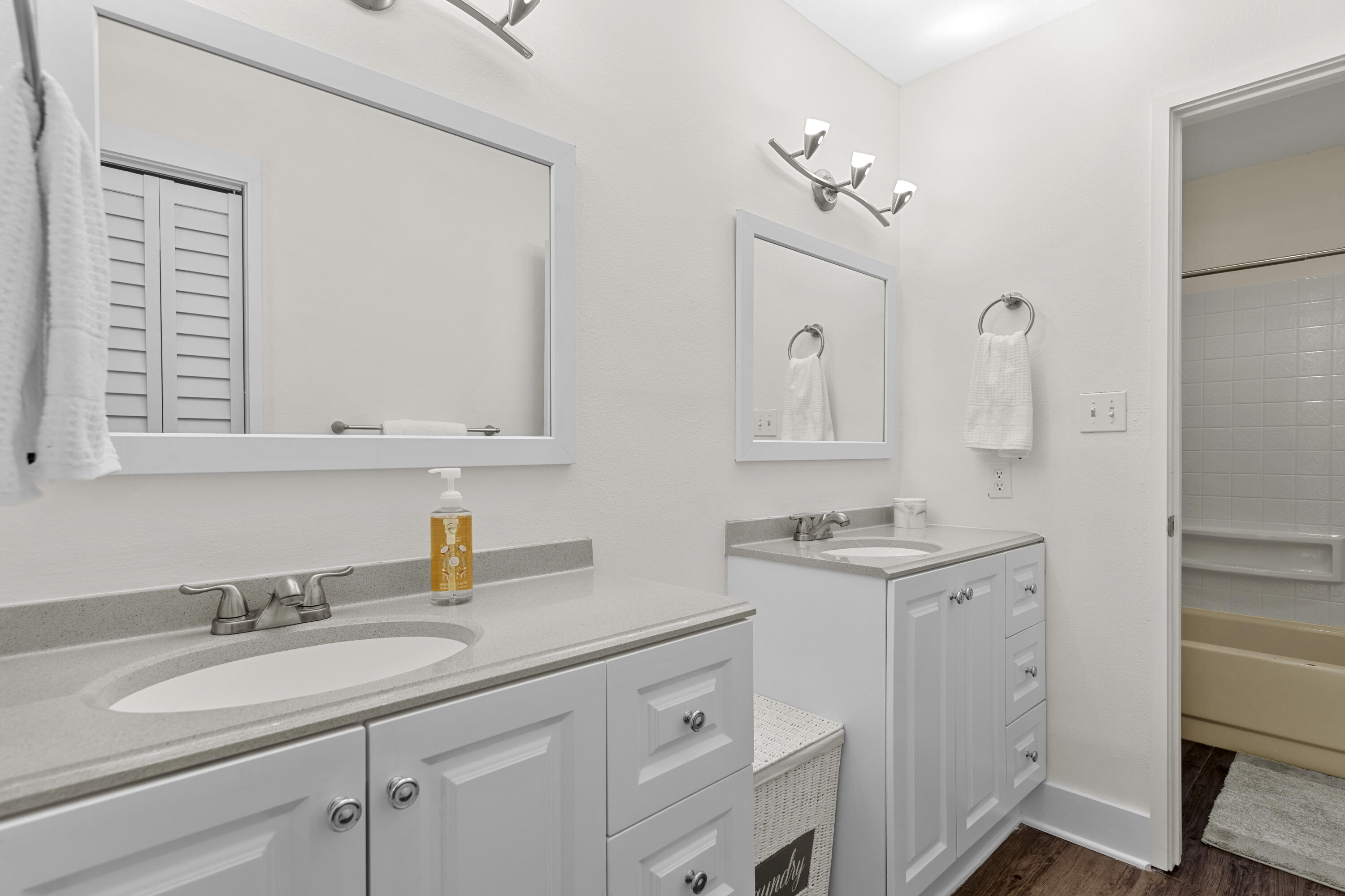 EAST PASS T/H 2 - Residential Lease