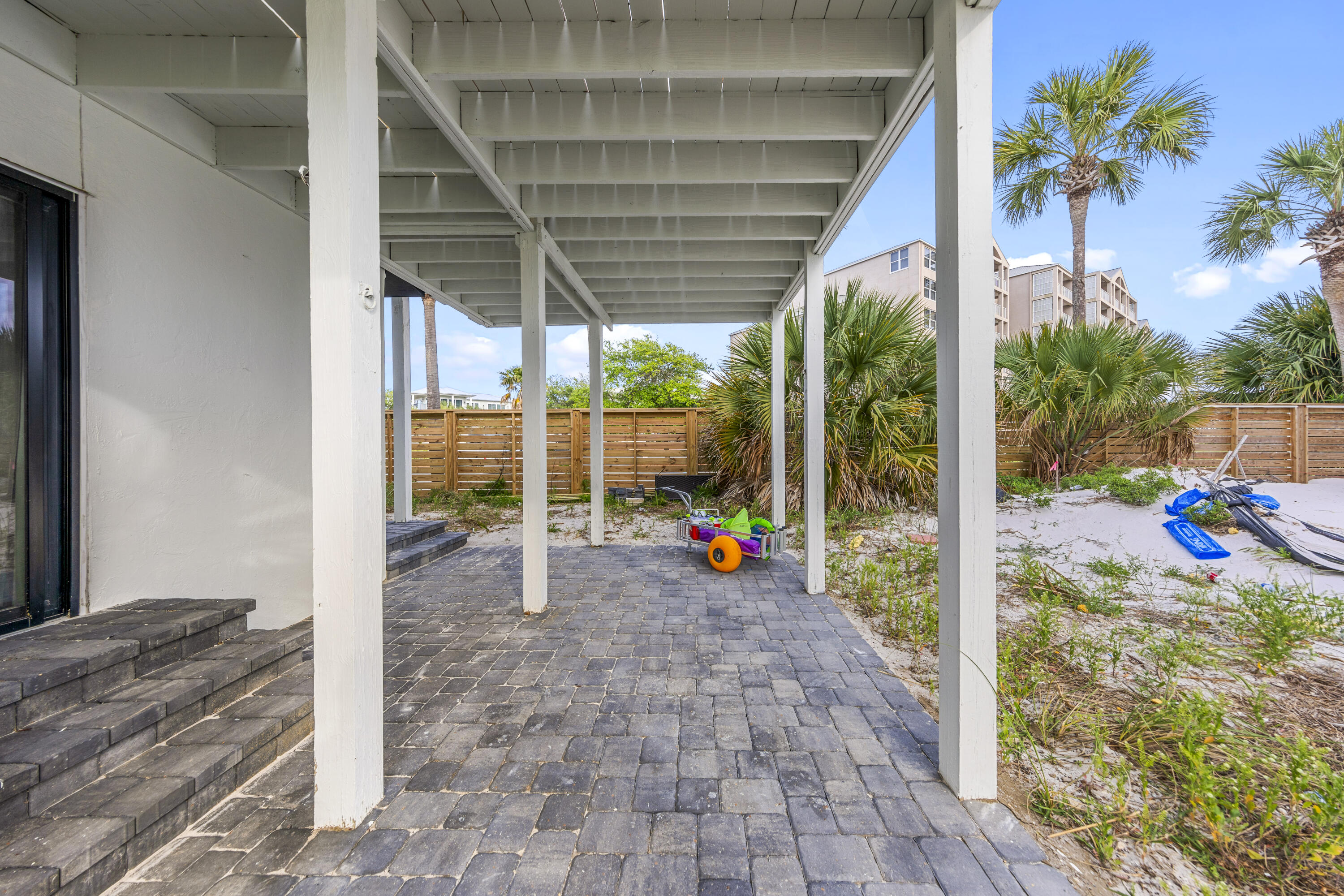 EAST PASS T/H 2 - Residential Lease