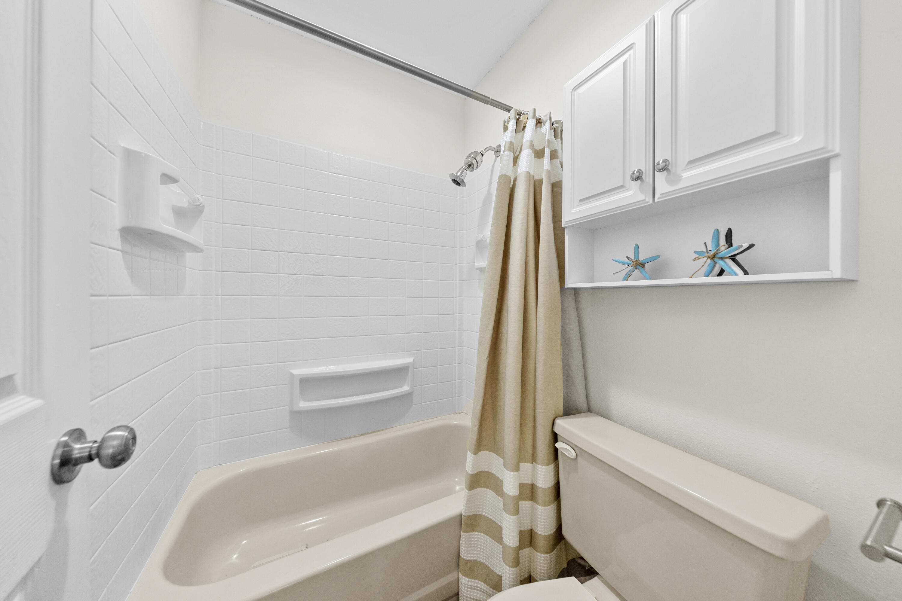 EAST PASS T/H 2 - Residential Lease