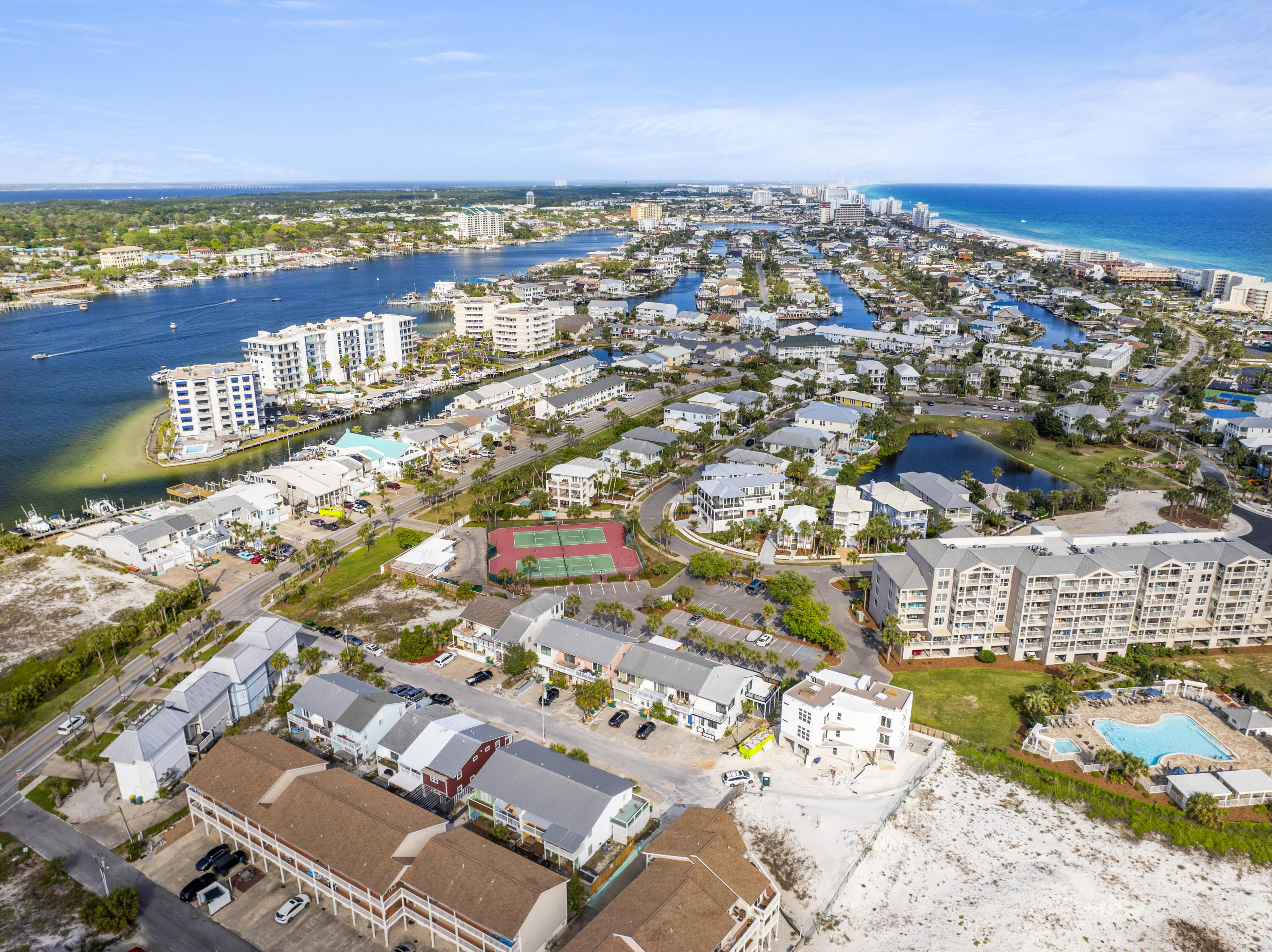 EAST PASS T/H 2 - Residential Lease