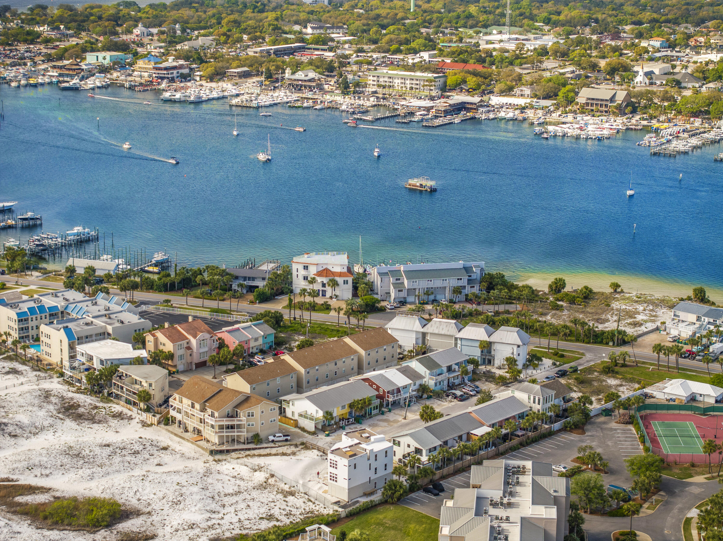 EAST PASS T/H 2 - Residential Lease