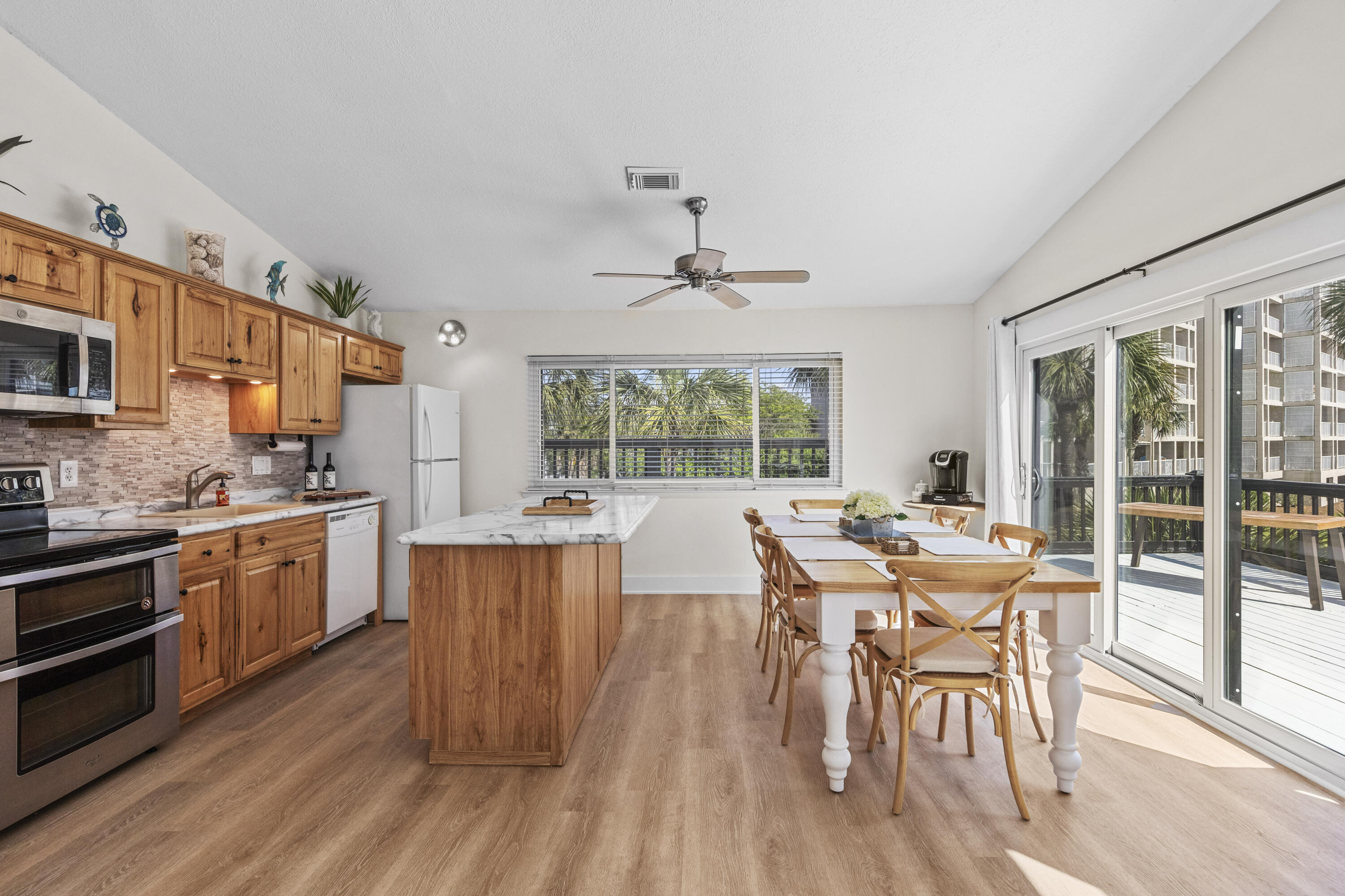 EAST PASS T/H 2 - Residential Lease