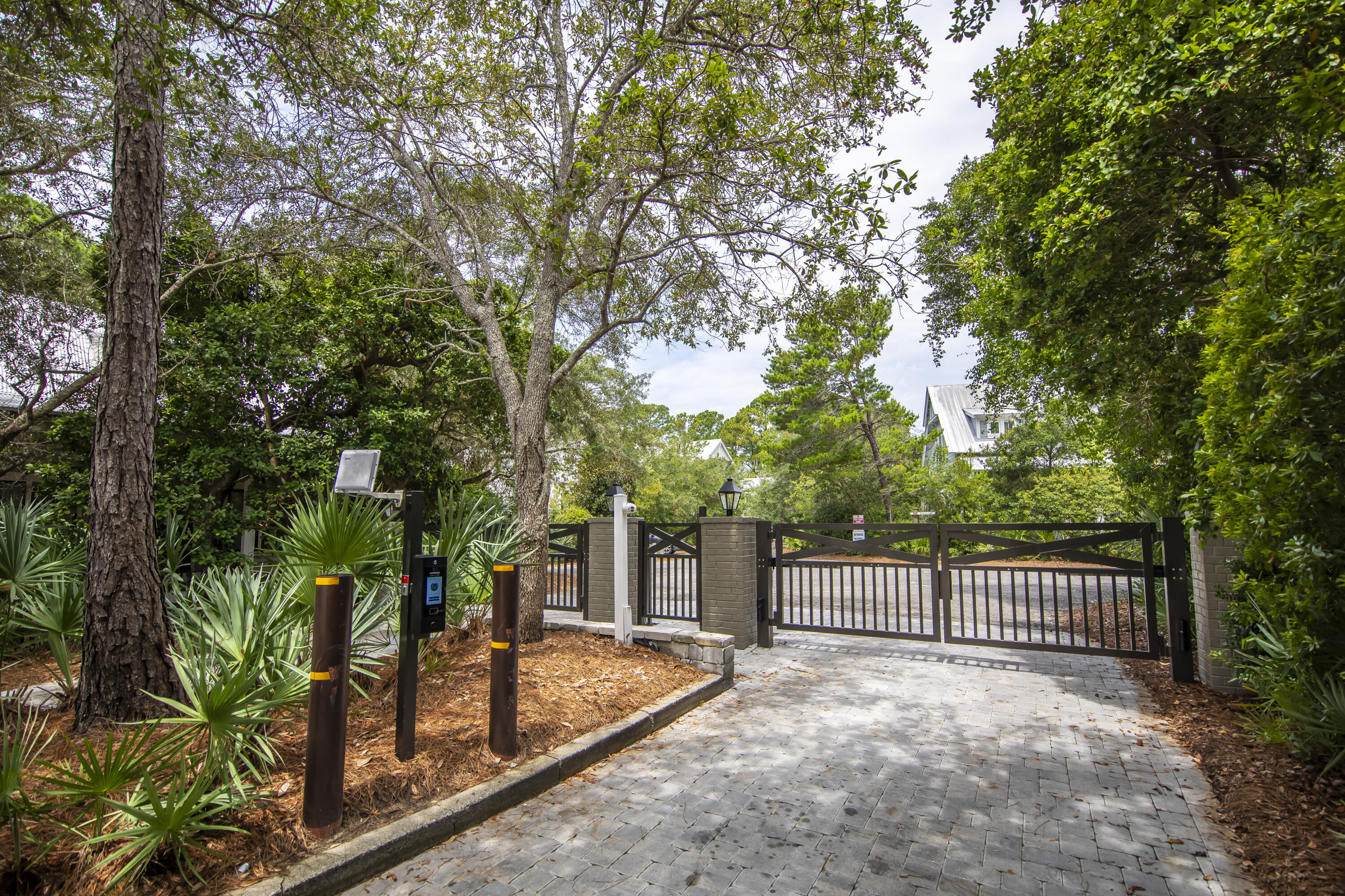 THE HAMMOCKS OF SEAGROVE - Residential
