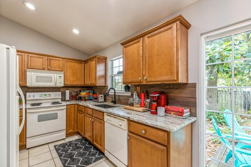 PALMETTO PLANTATION - Residential