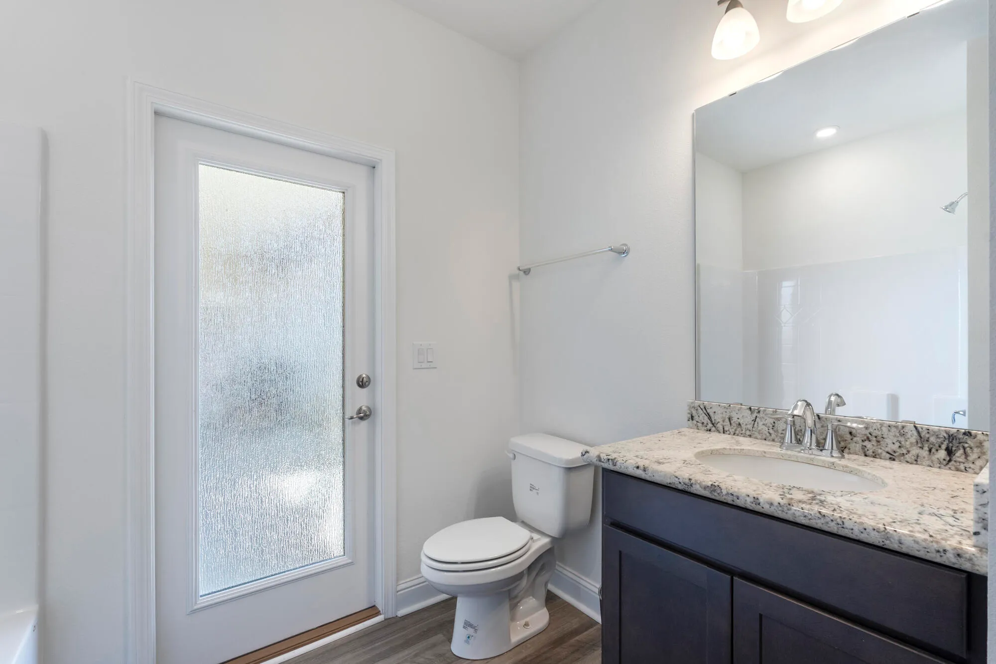 Freeport, Florida 32439, United States, 4 Bedrooms Bedrooms, ,3 BathroomsBathrooms,Residential,Pending,37877