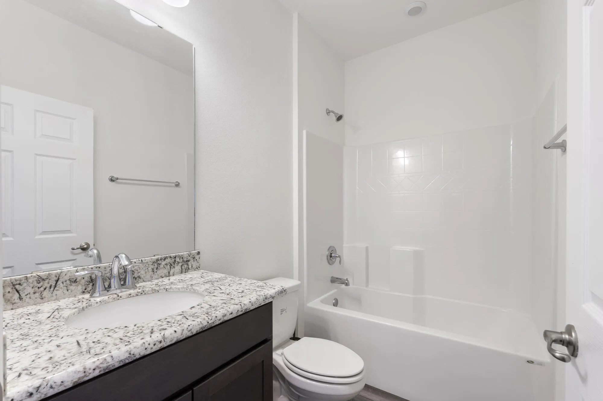 Freeport, Florida 32439, United States, 4 Bedrooms Bedrooms, ,3 BathroomsBathrooms,Residential,Pending,37877