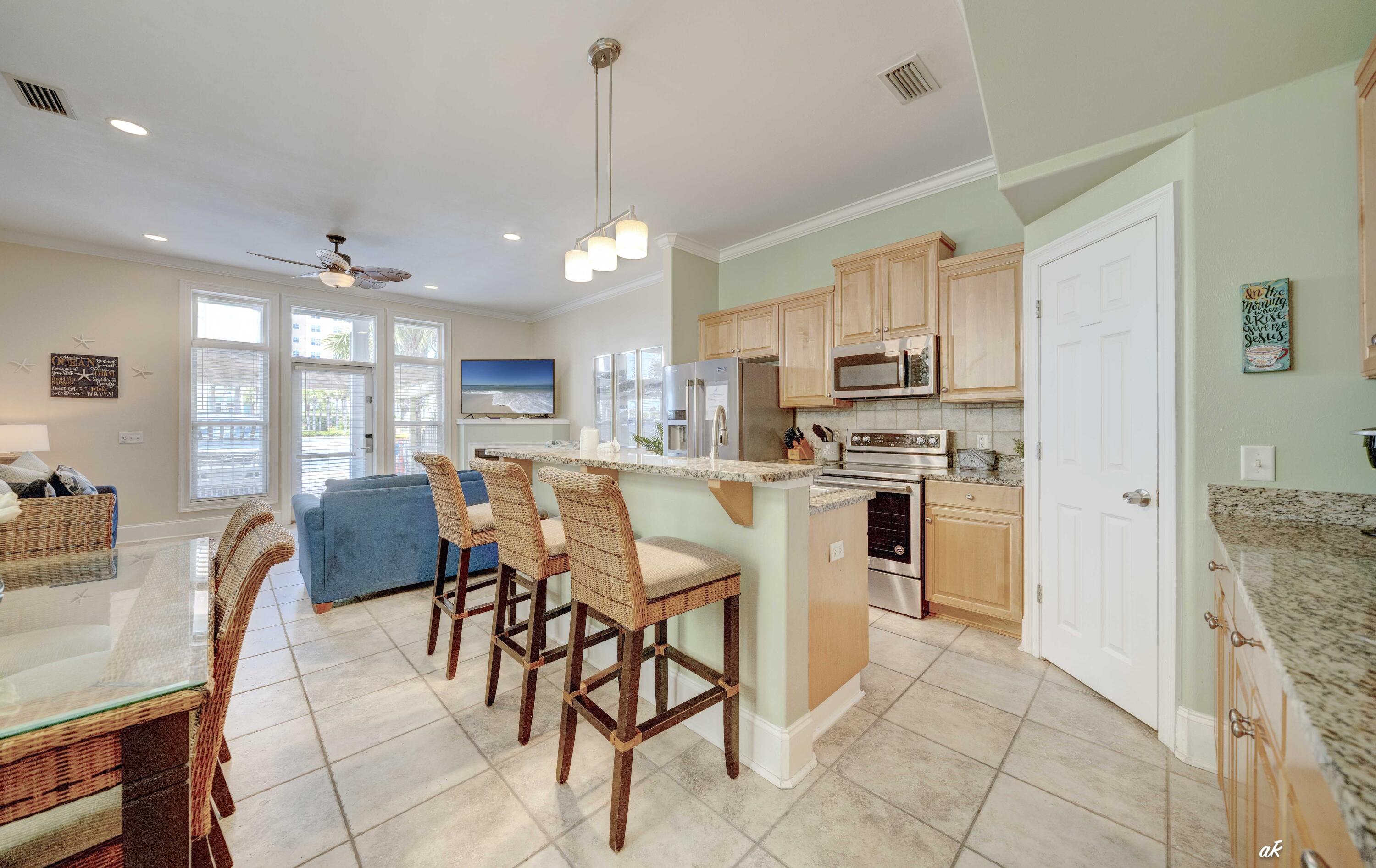 HOLIDAY BEACH UNIT 16 - Residential