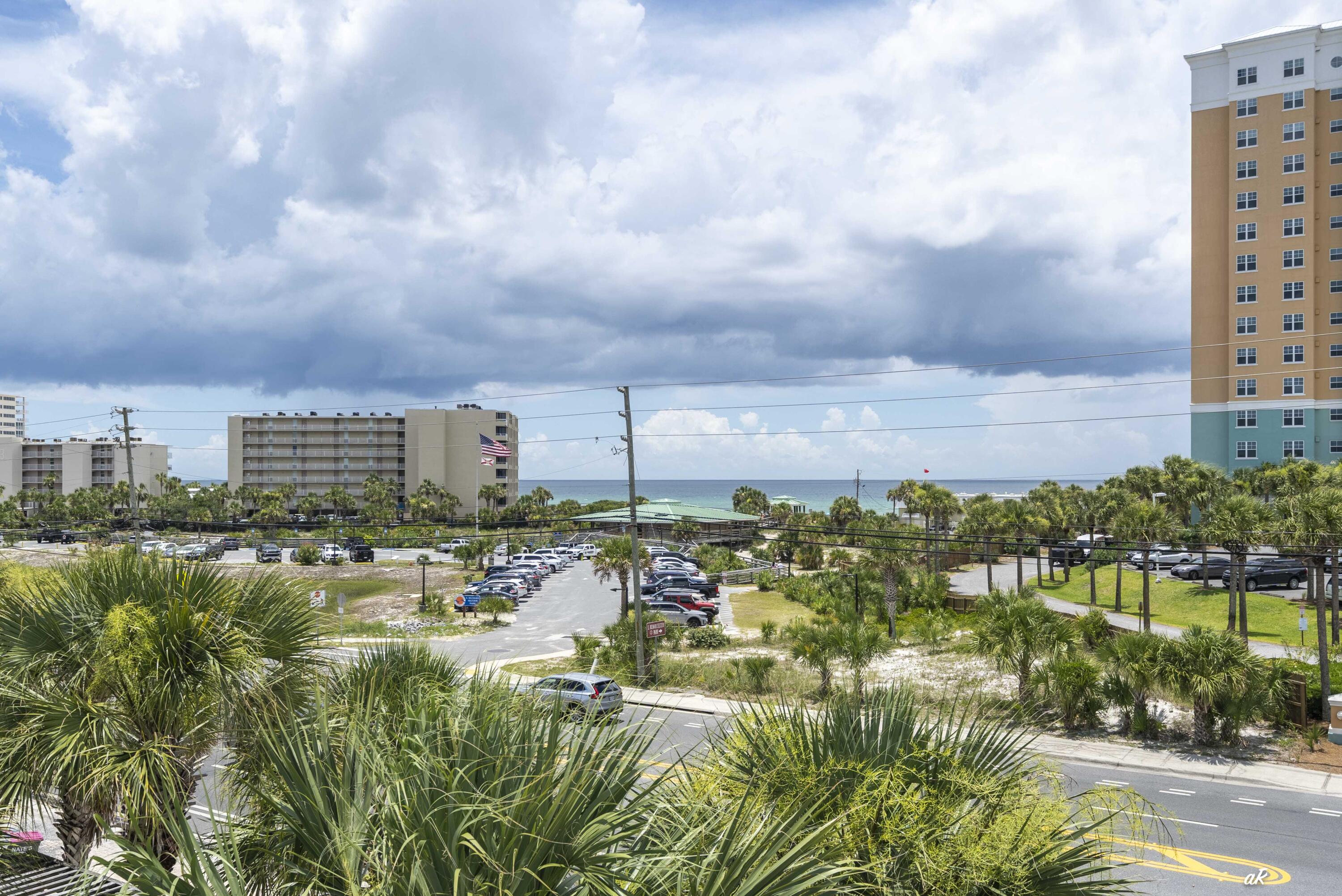 HOLIDAY BEACH UNIT 16 - Residential