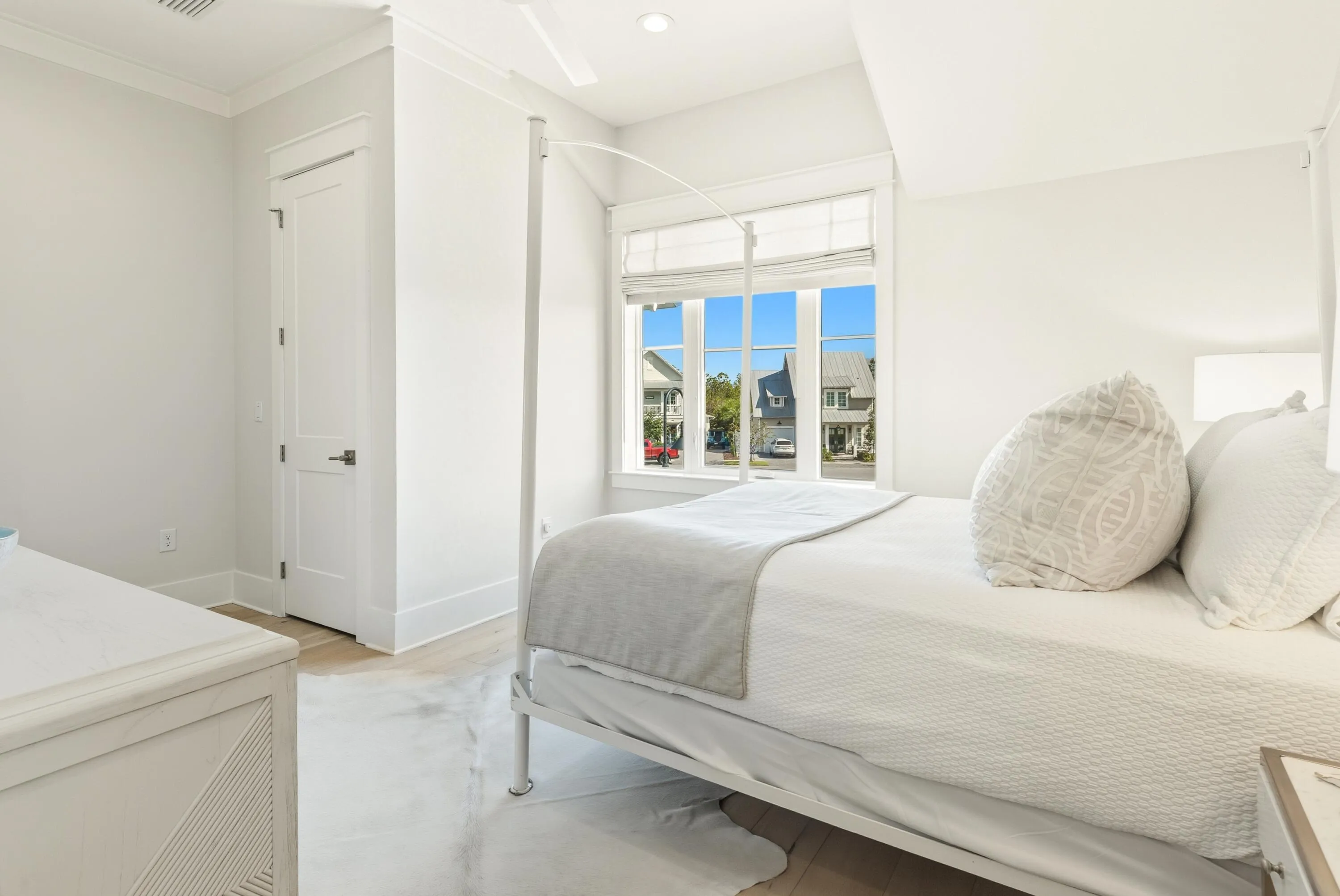 Santa Rosa Beach, Florida 32459, United States, 4 Bedrooms Bedrooms, ,4 BathroomsBathrooms,Residential,Pending,227312