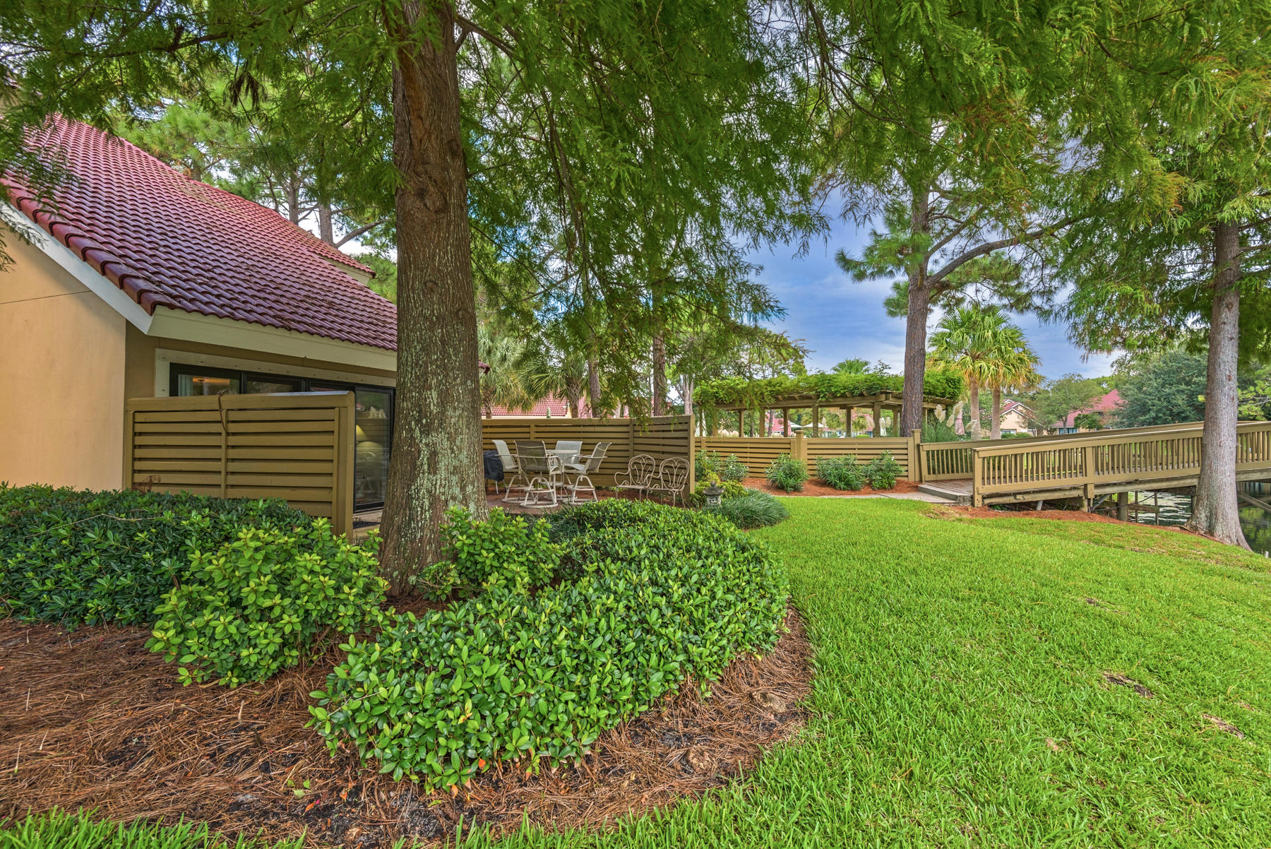 BEACHWALK VILLAS PH 05 - Residential