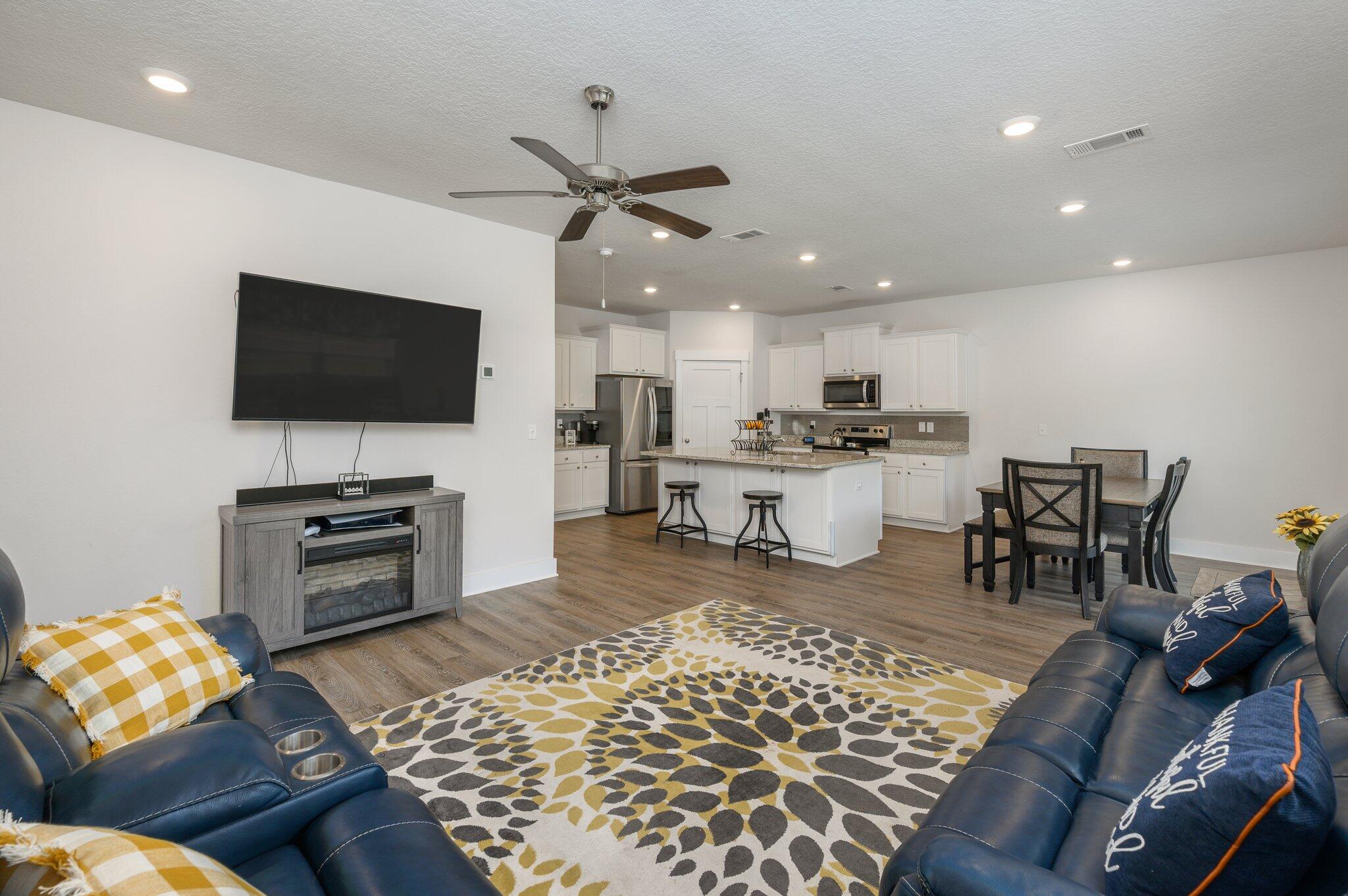 CAMELLIA COVE - Residential