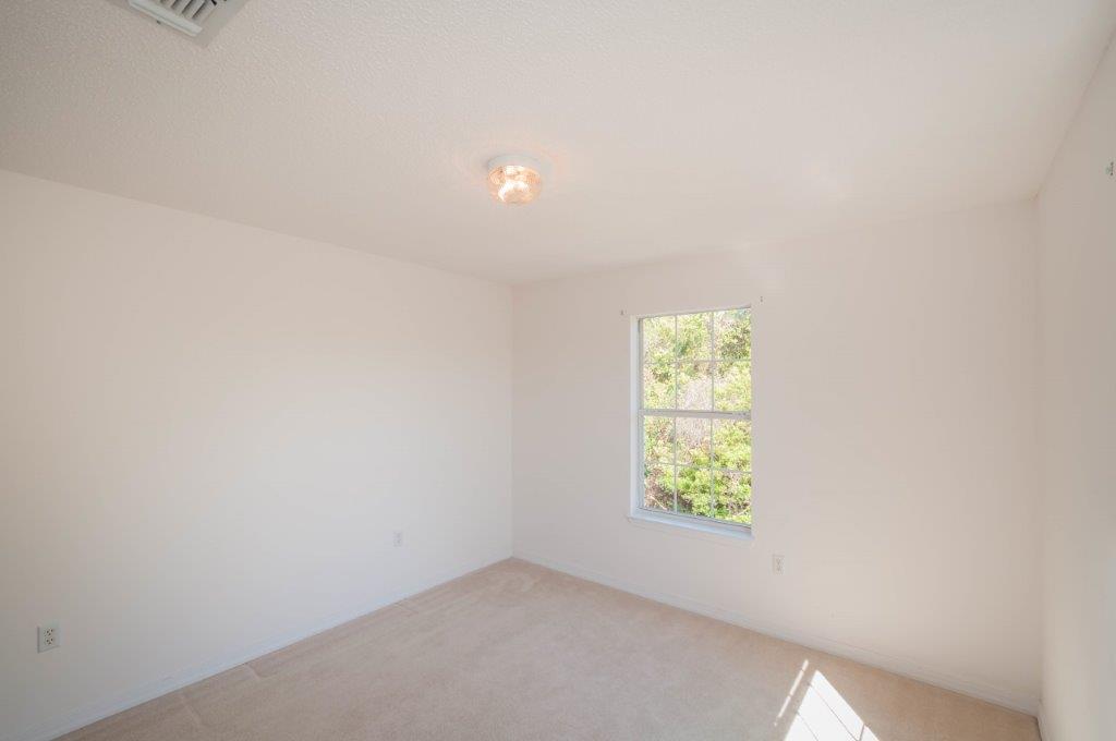 EMERALD LAKES PH 3 - Residential