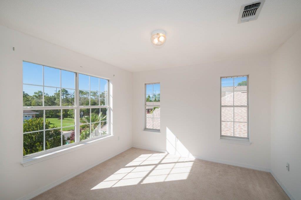 EMERALD LAKES PH 3 - Residential