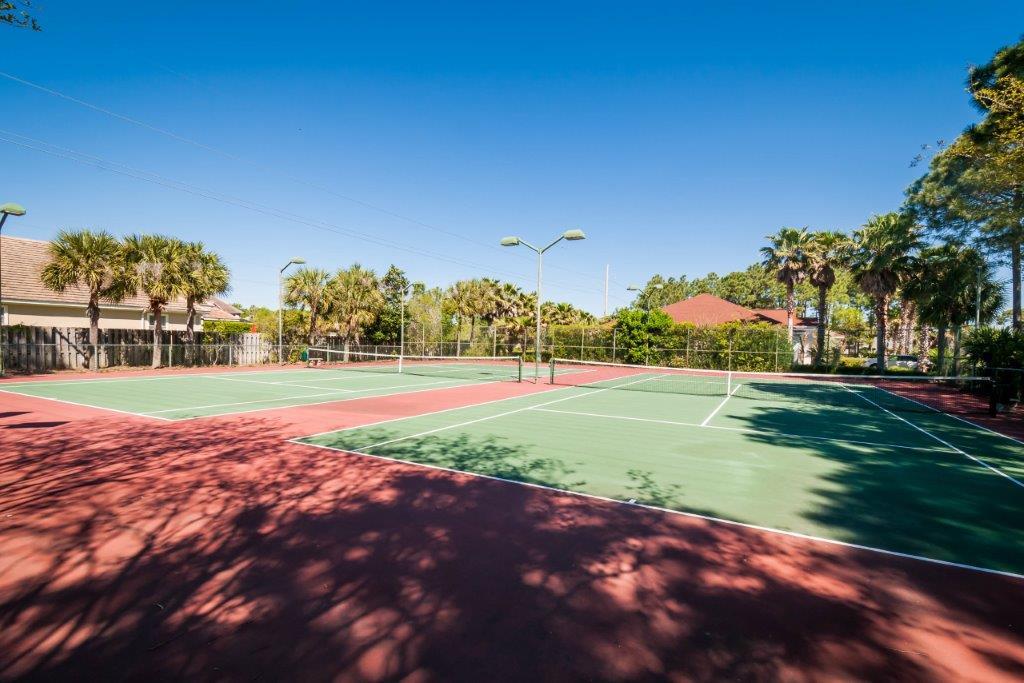 EMERALD LAKES PH 3 - Residential